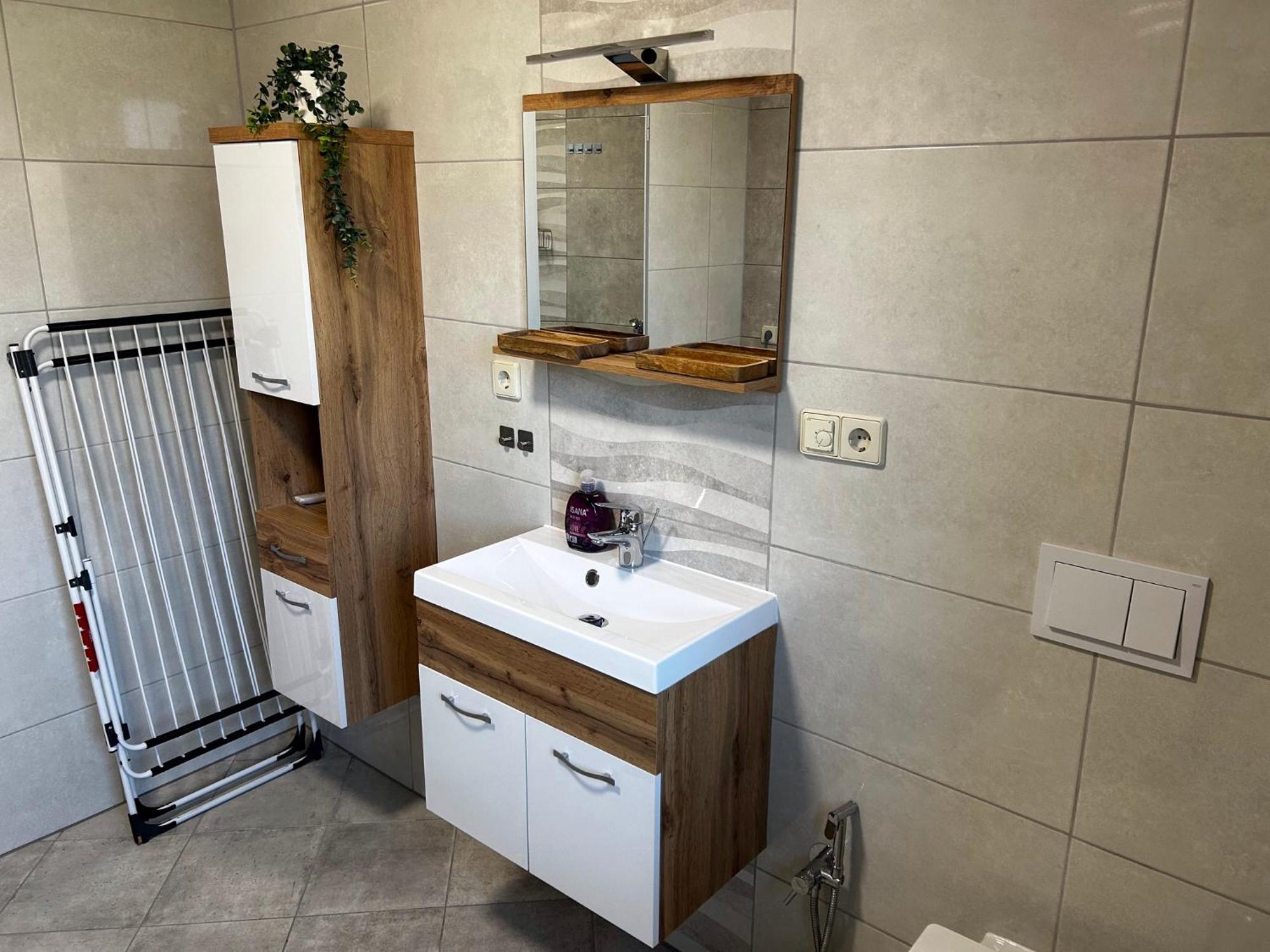 Stadt. Land. See. Ferienwohnung Lipsia Esterno foto