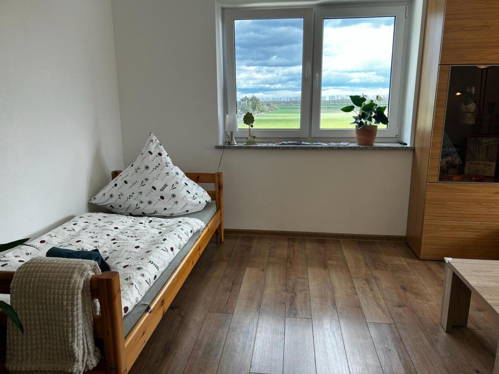 Stadt. Land. See. Ferienwohnung Lipsia Esterno foto